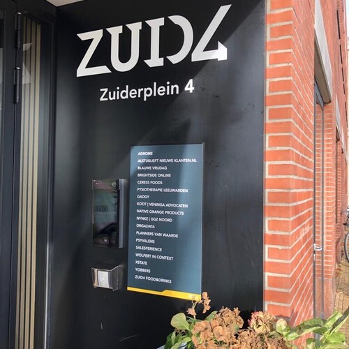 whatsapp-image-2022-11-10-at-1