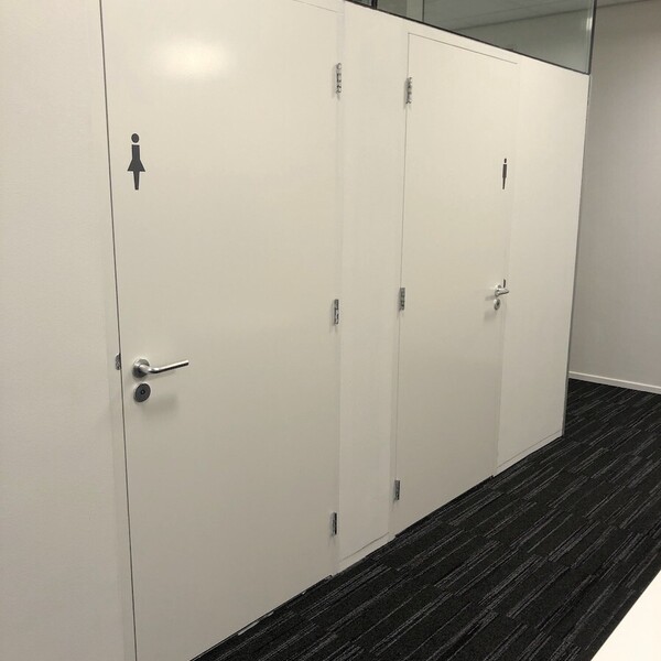 Pictogram op deur toiletten