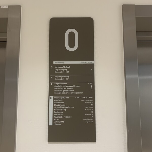 etageoverzicht-buiten-lift-det